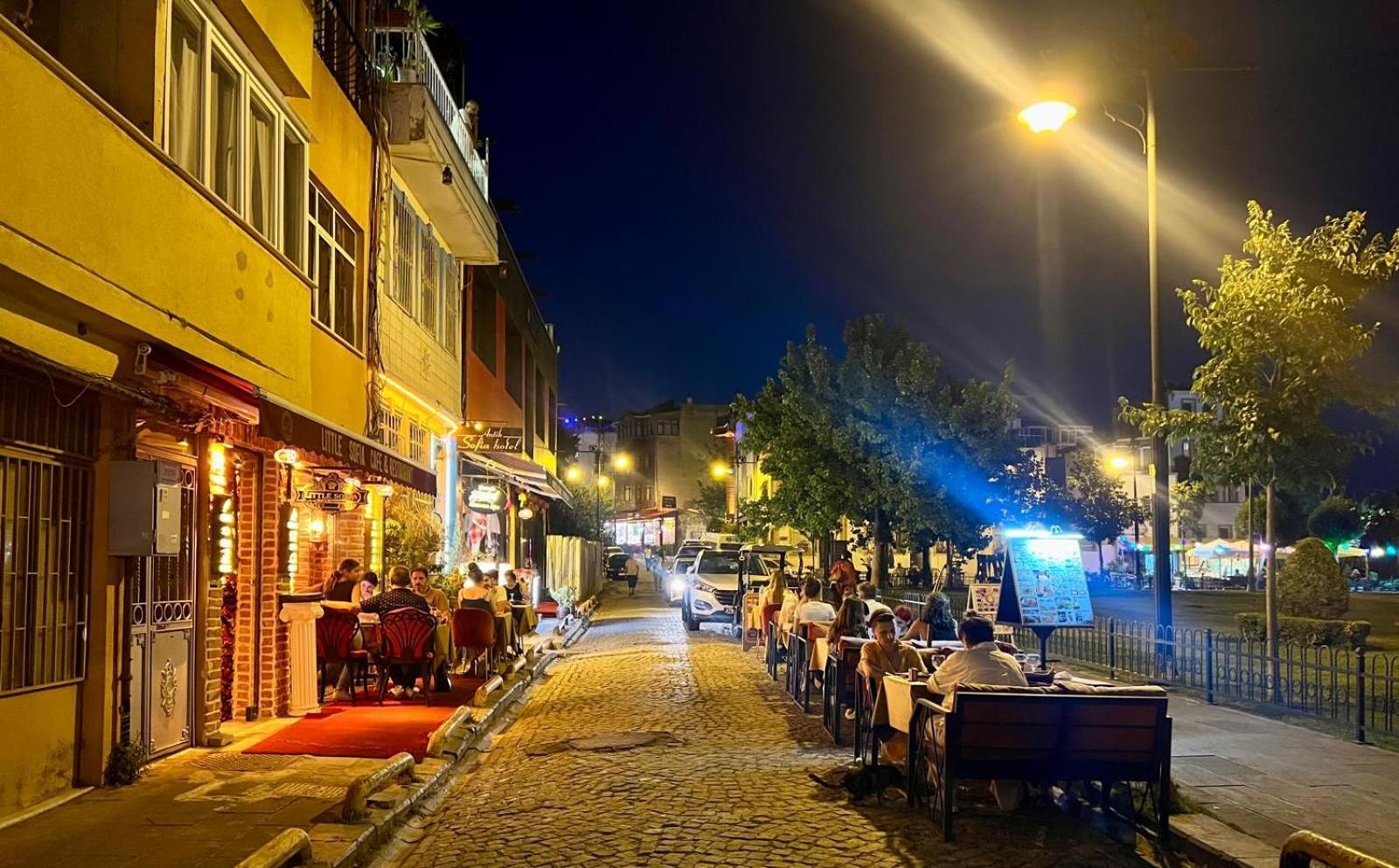 Antik Sofia Hotel Istanbul Bagian luar foto